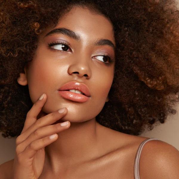 Lash Lift Salon – Enhance Your Look with
Lash Lift and Tint Service